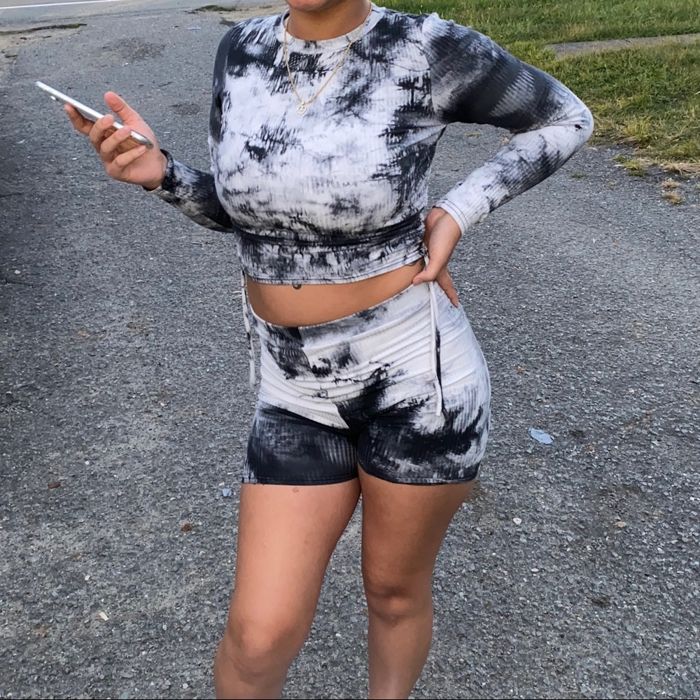 2 Piece Set